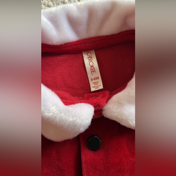 3-6 Month Cherokee Santa Outfit 🎅 - Picture 3 of 3